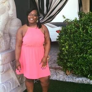 Meet your Posher, Derika